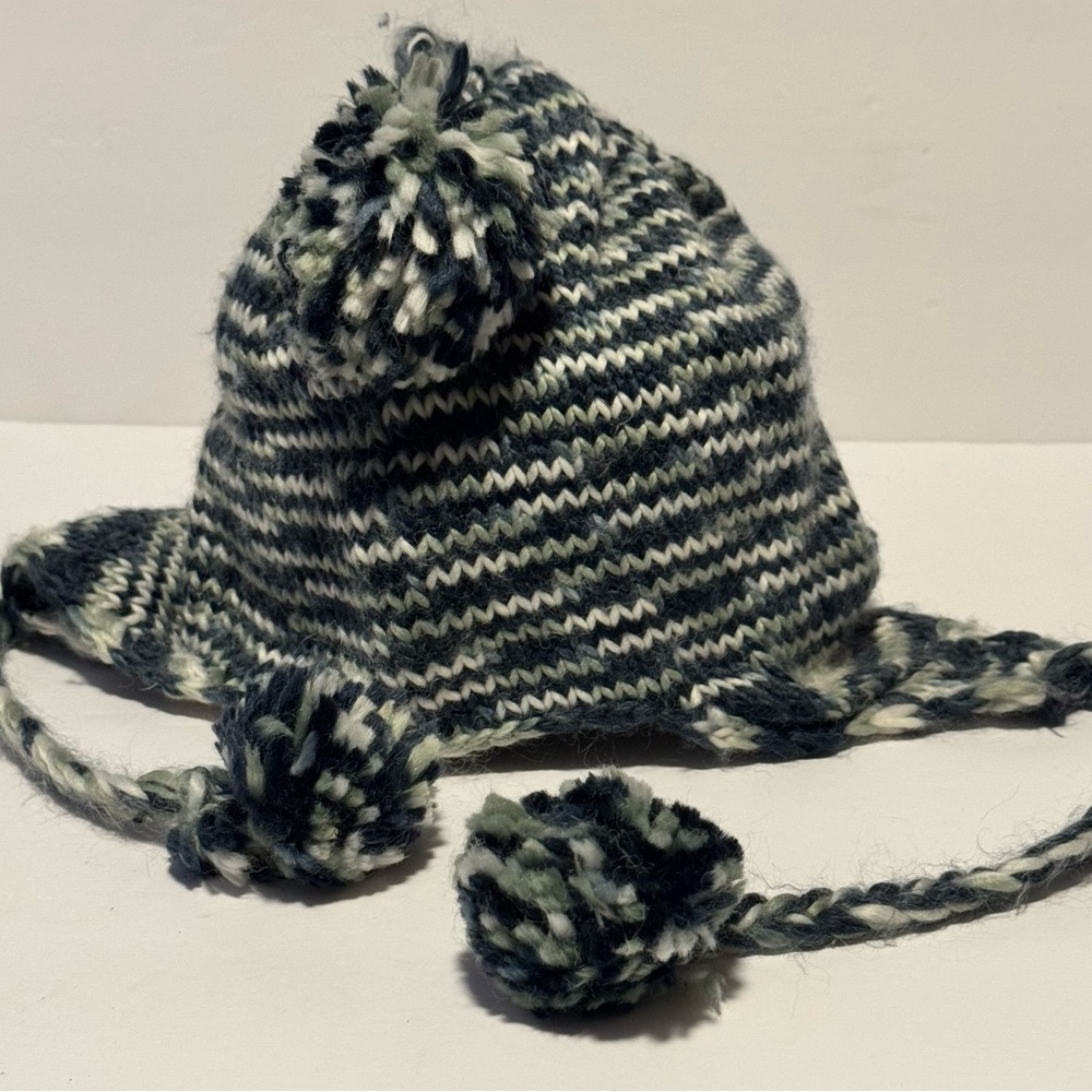 Quest Women’s Trapper Ear Hat Pompom Knit White Blue Green Stripes Winter Cap